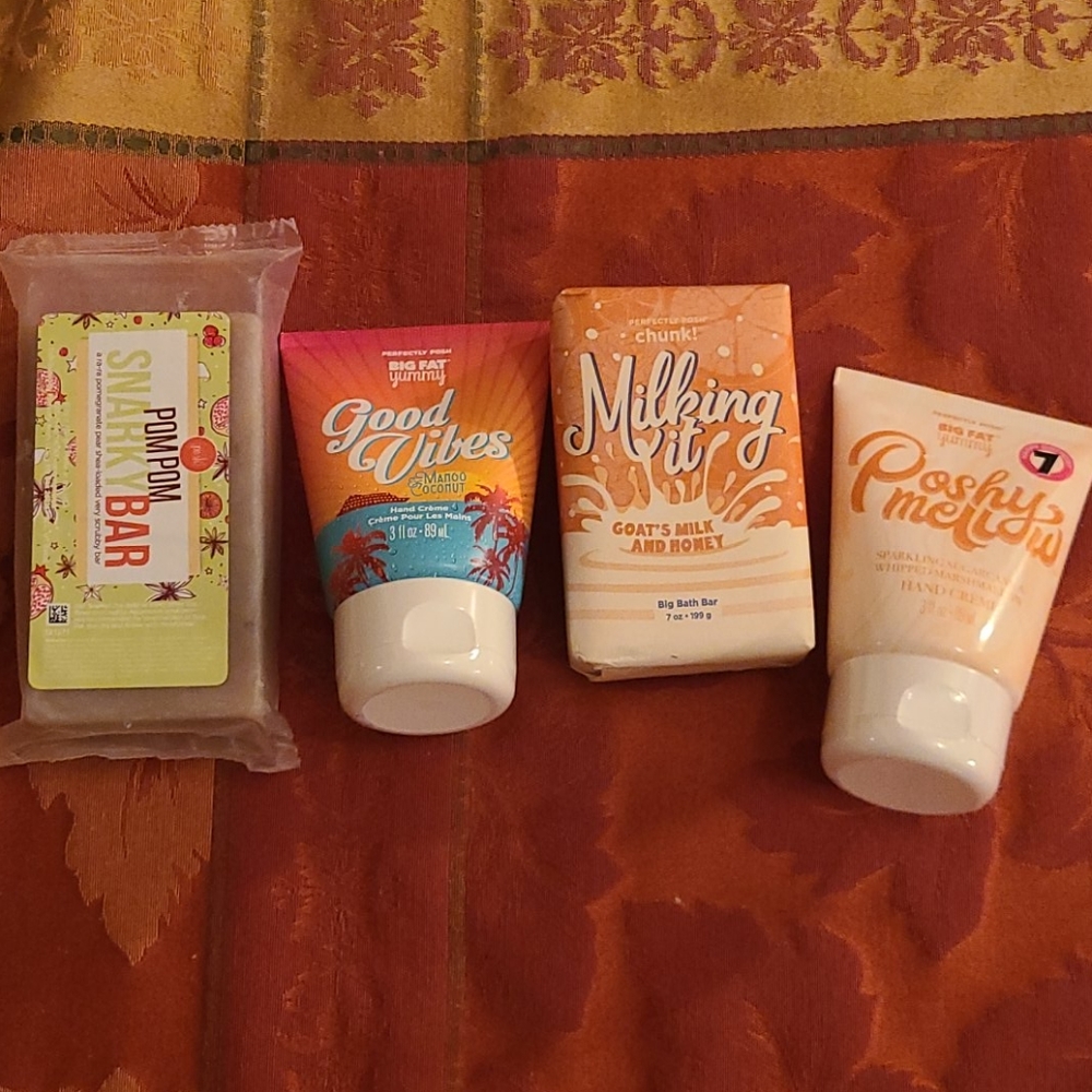 Perfectly Posh bundle